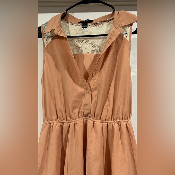 Forever 21 Peach Lace Dress with sheer lining underneath. - Picture 3 of 7